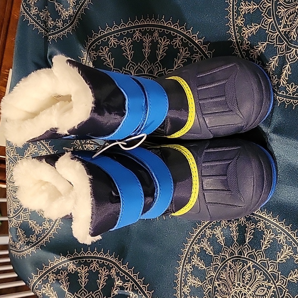 Boys size 12 boots